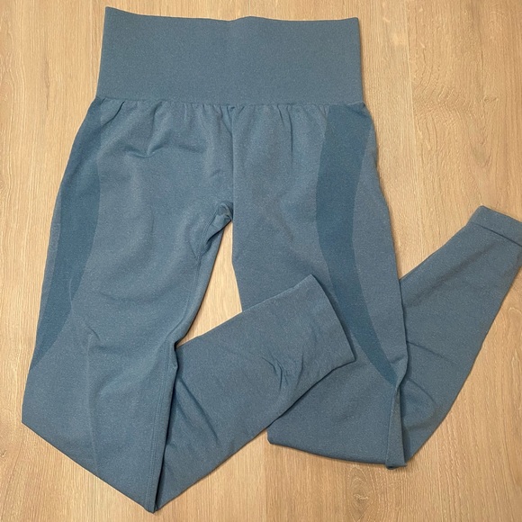 NVGTN SKY BLUE LEGGINGS - Picture 3 of 3